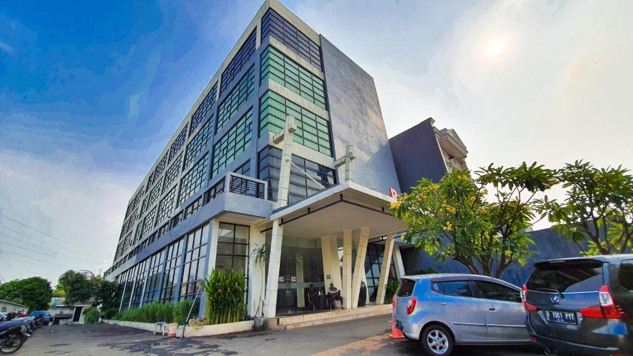 N1 Hotel Tanah Abang Jakarta Exterior photo